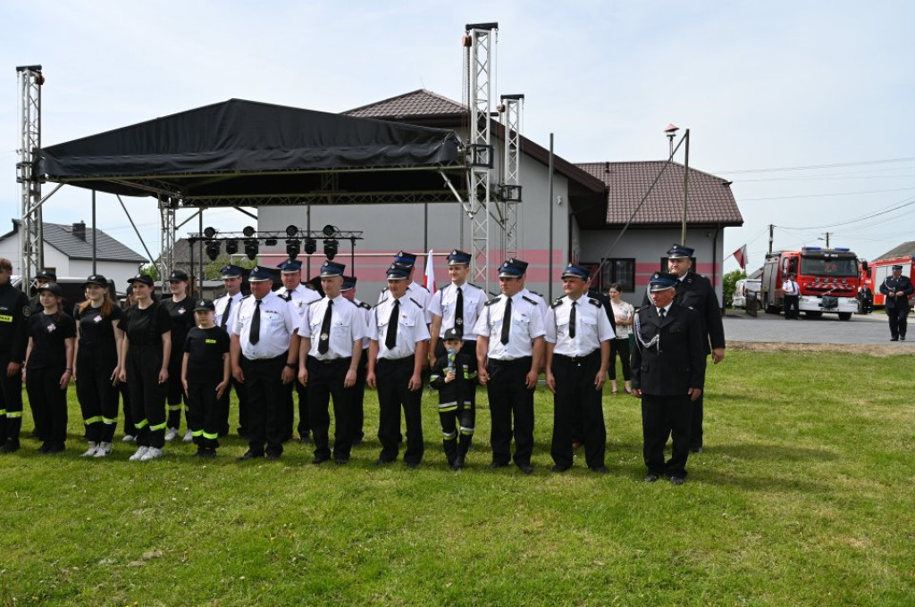 Dzień Strażaka w gminie Słupia Konecka z medalami i wyróżnieniami [zdjęcia]