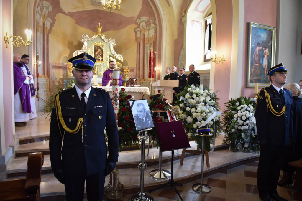 Uroczystości pogrzebowe śp. st. bryg. w st. spocz. Andrzeja Wyciszkiewicza