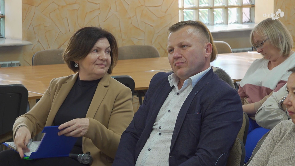Radoszyce: Spotkanie z pisarką Izabellą Frączyk. Zobaczcie fragmenty [wideo, zdjęcia]