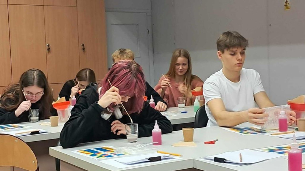 Ósmoklasisto! Szukasz szkoły z nowoczesnym podejściem do nauki? Wybierz I LO w Końskich [wideo]