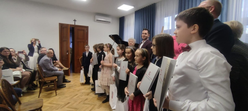 Franciszek Firkowski laureatem ogólnopolskich konkursów pianistycznych