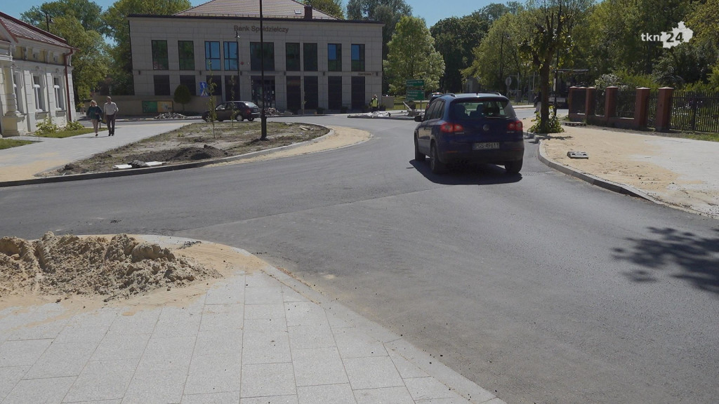 Koniec przebudowy w centrum. Przy okazji zyskało pobliskie osiedle [wideo, zdjęcia]