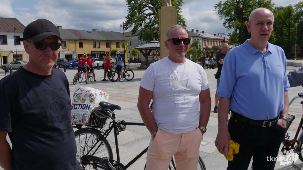 Grzegorz Braun na rynku w Końskich. Z gaśnicami przybyło sporo osób [wideo, zdjęcia]