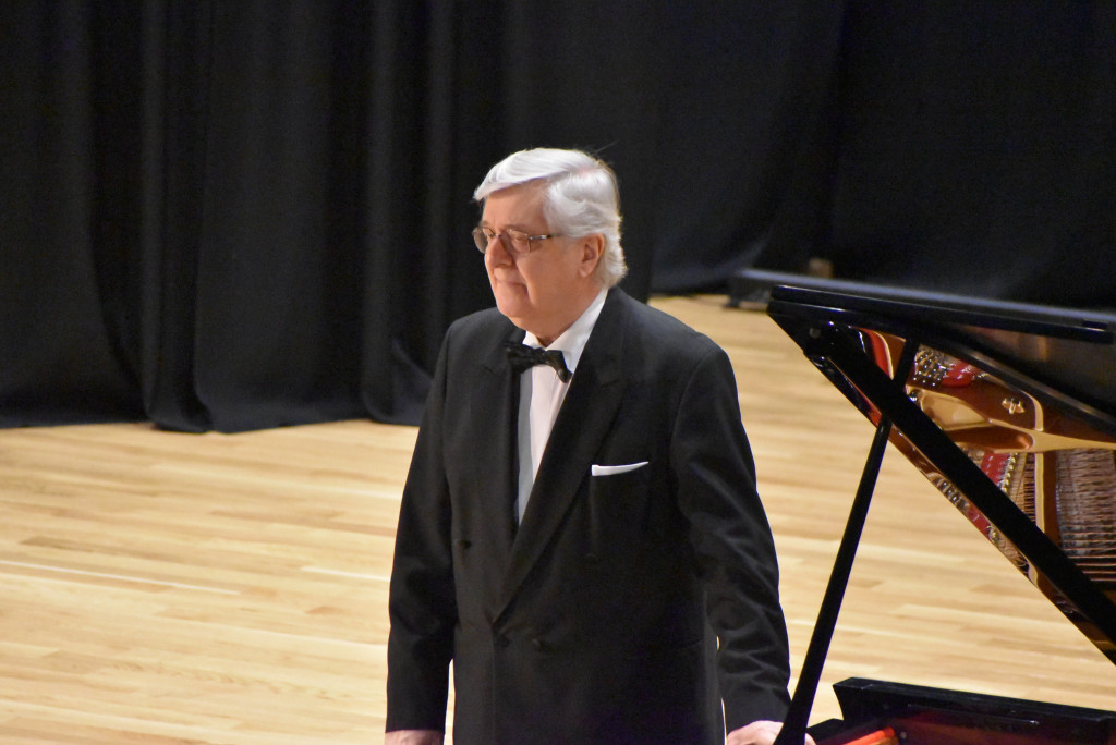 Recital chopinowski wybrzmiał w Koneckim Centrum Kultury [zdjęcia]