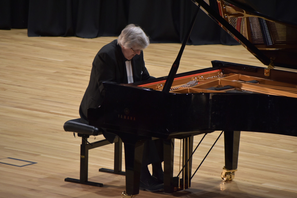 Recital chopinowski wybrzmiał w Koneckim Centrum Kultury [zdjęcia]
