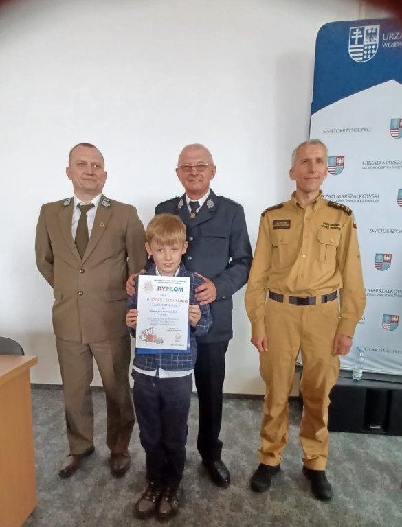Uczeń z Rudy Malenieckiej na podium finału konkursu wiedzy pożarniczej [zdjęcia]