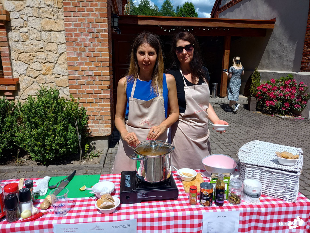 Barszcz chrzanowy najsmaczniejszy na Festiwalu Zup w Niekłaniu [wideo, zdjęcia]