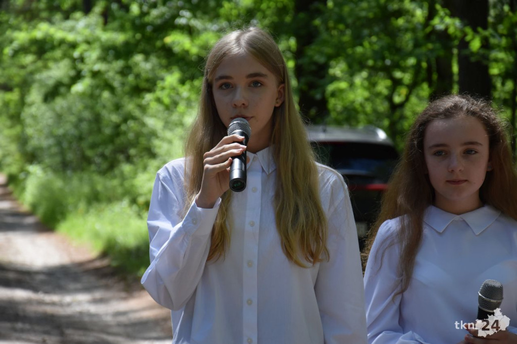 Upamiętnili pomordowanych w Piekle podczas Patriotycznej Majówki [wideo, zdjęcia]