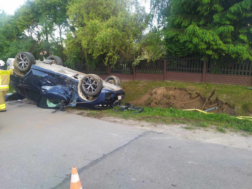 Kolizja BMW z Volvo w Smykowie