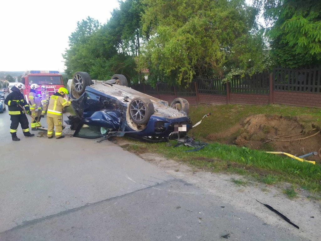 Kolizja BMW z Volvo w Smykowie