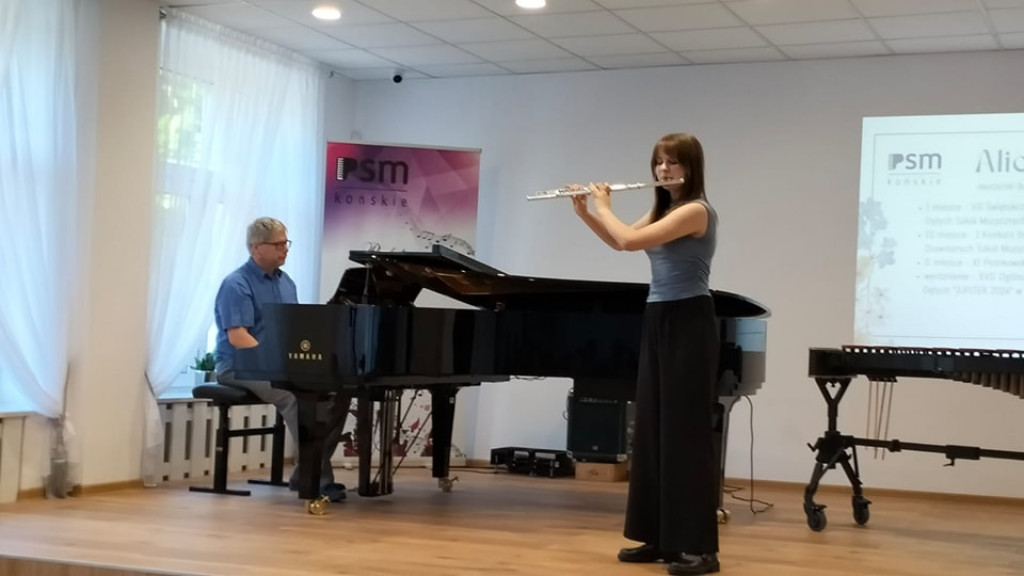 Zagrali dla mamy i taty. Piękny koncert w Szkole Muzycznej [wideo, zdjęcia]