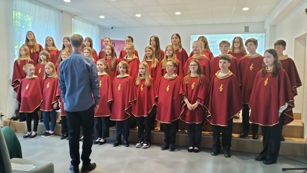 Zagrali dla mamy i taty. Piękny koncert w Szkole Muzycznej [wideo, zdjęcia]