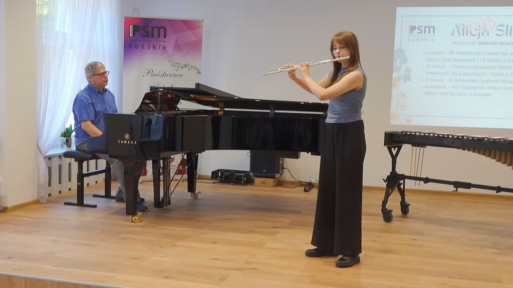 Zagrali dla mamy i taty. Piękny koncert w Szkole Muzycznej [wideo, zdjęcia]