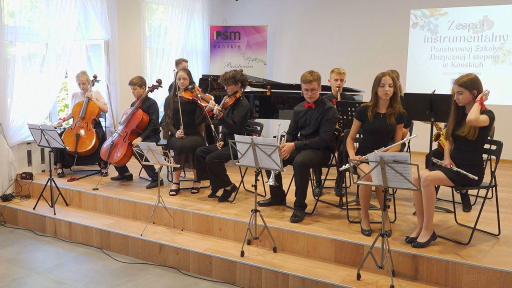 Zagrali dla mamy i taty. Piękny koncert w Szkole Muzycznej [wideo, zdjęcia]