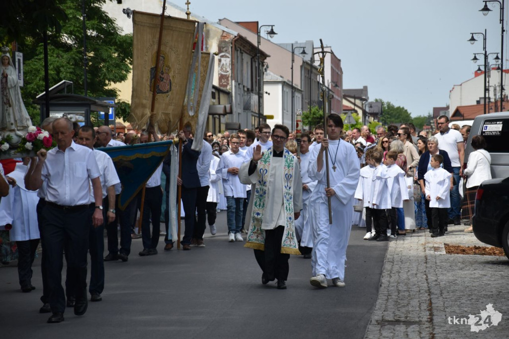 Boże Ciało 2024 w Końskich [wideo, zdjęcia]