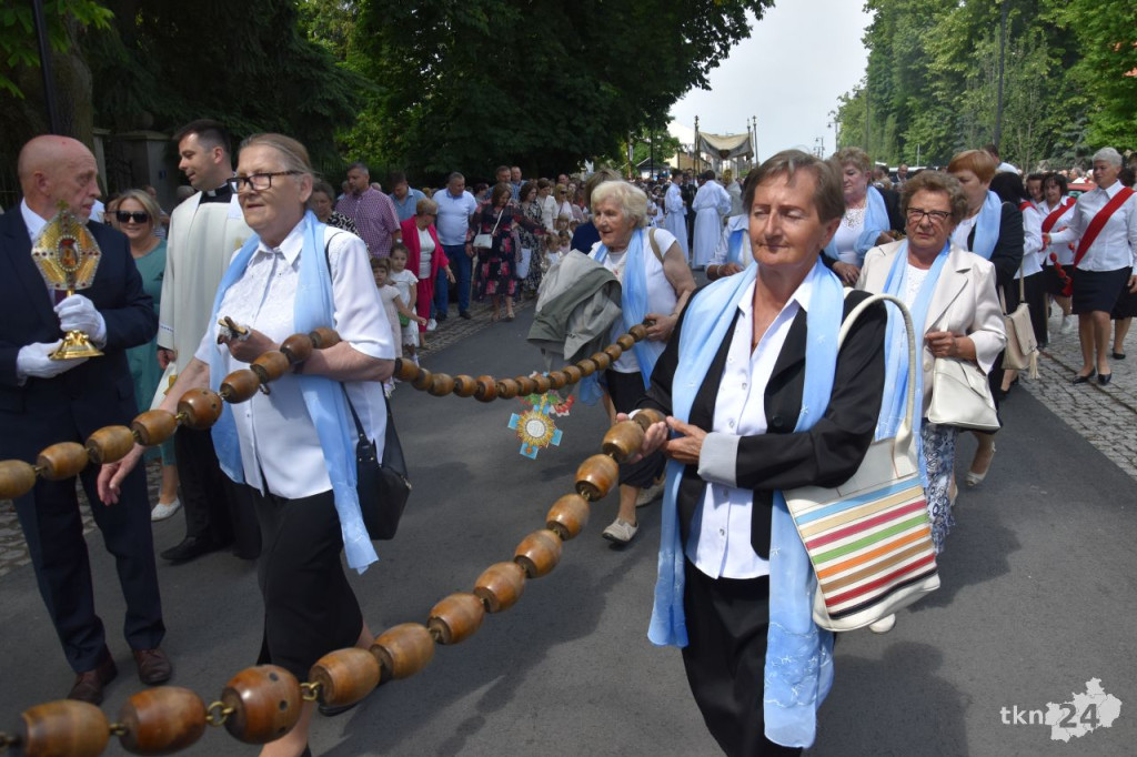 Boże Ciało 2024 w Końskich [wideo, zdjęcia]