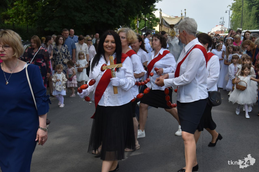 Boże Ciało 2024 w Końskich [wideo, zdjęcia]