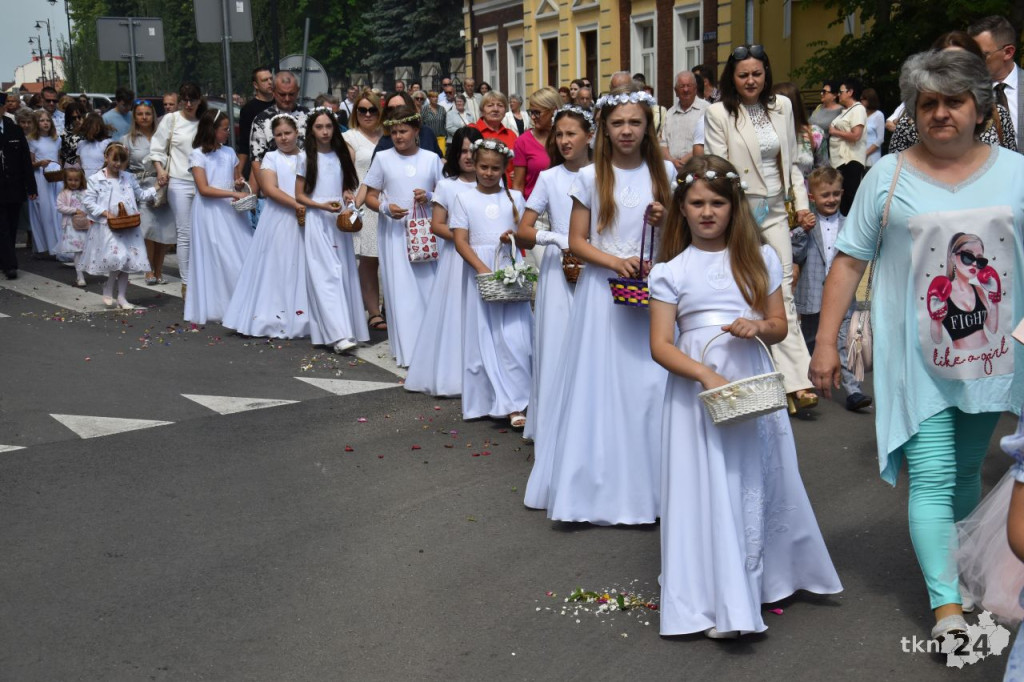 Boże Ciało 2024 w Końskich [wideo, zdjęcia]