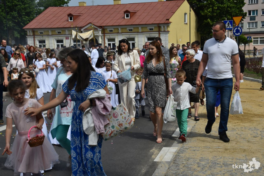 Boże Ciało 2024 w Końskich [wideo, zdjęcia]