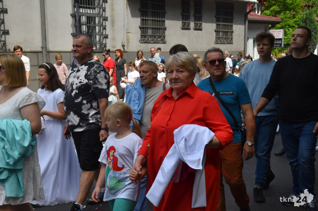 Boże Ciało 2024 w Końskich [wideo, zdjęcia]