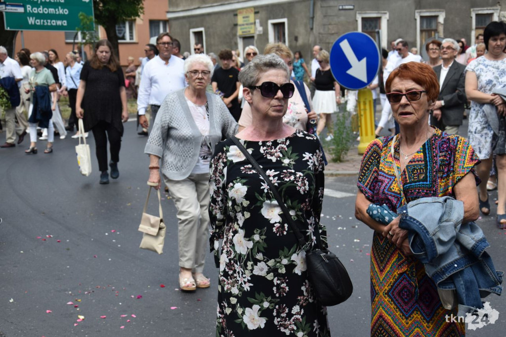 Boże Ciało 2024 w Końskich [wideo, zdjęcia]