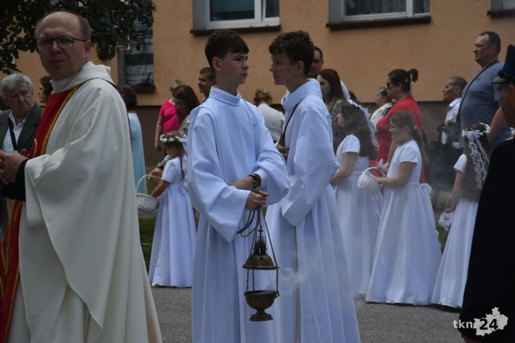Boże Ciało 2024 w Końskich [wideo, zdjęcia]