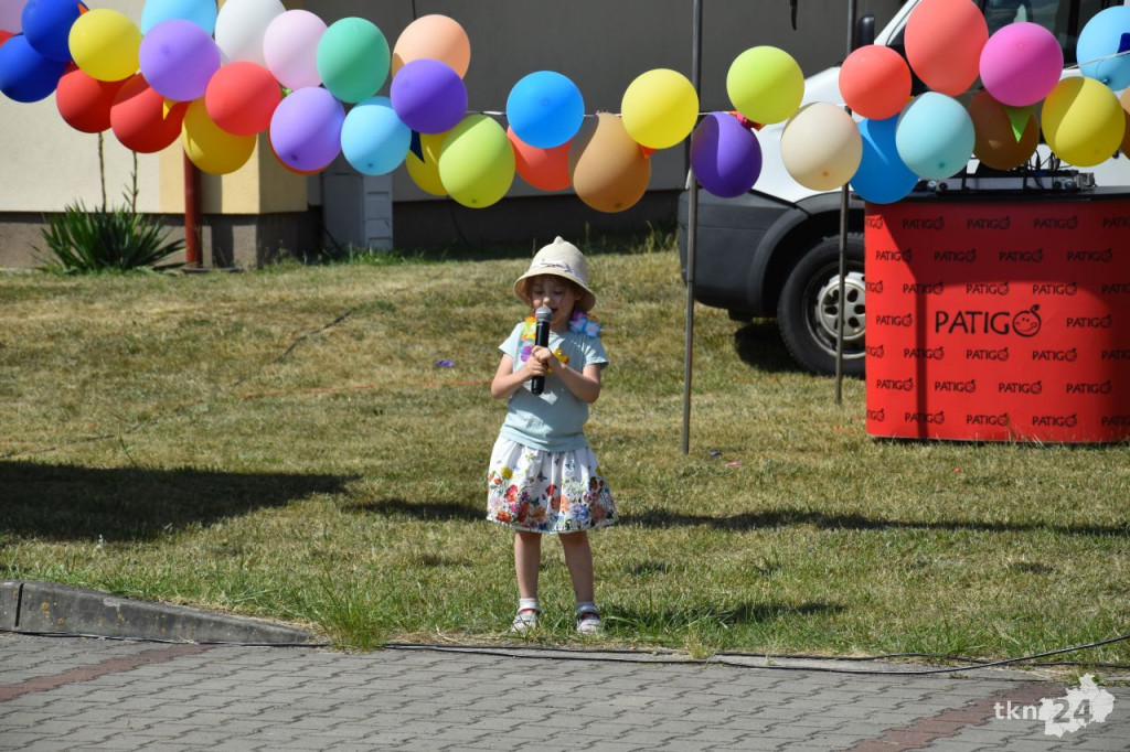 Radosny Dzień Dziecka w Gowarczowie [wideo, zdjęcia]