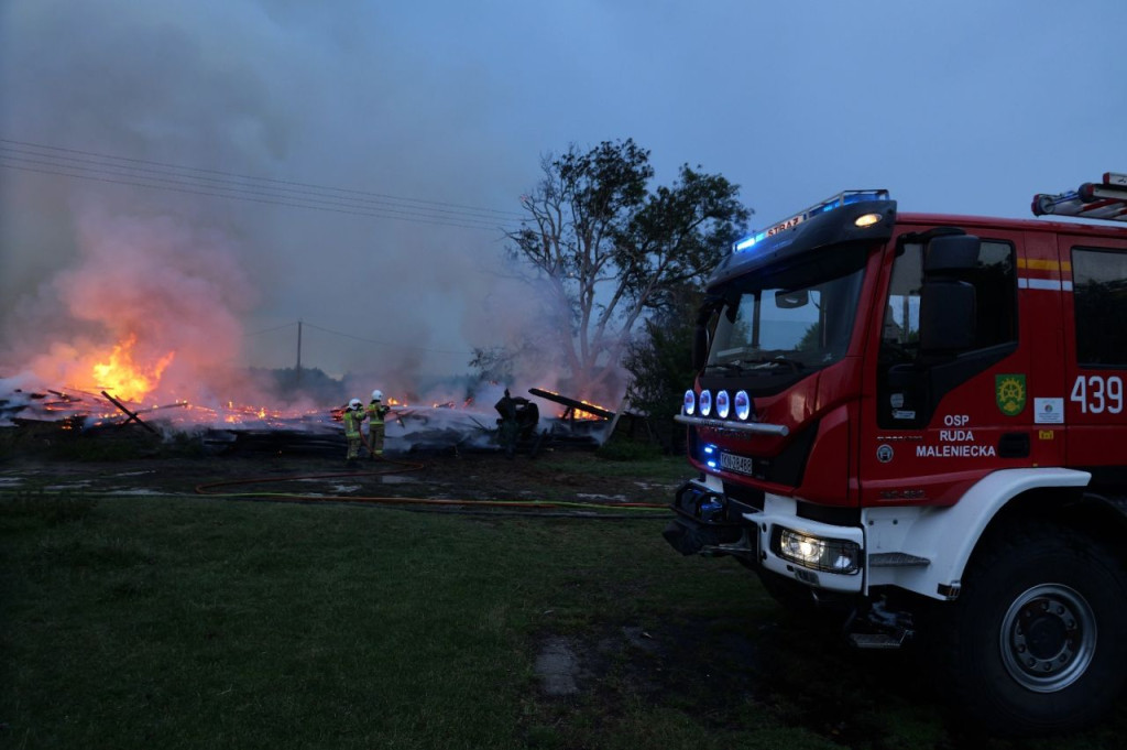 Pożar i zawalenie budynku w Machorach [wideo, zdjęcia]