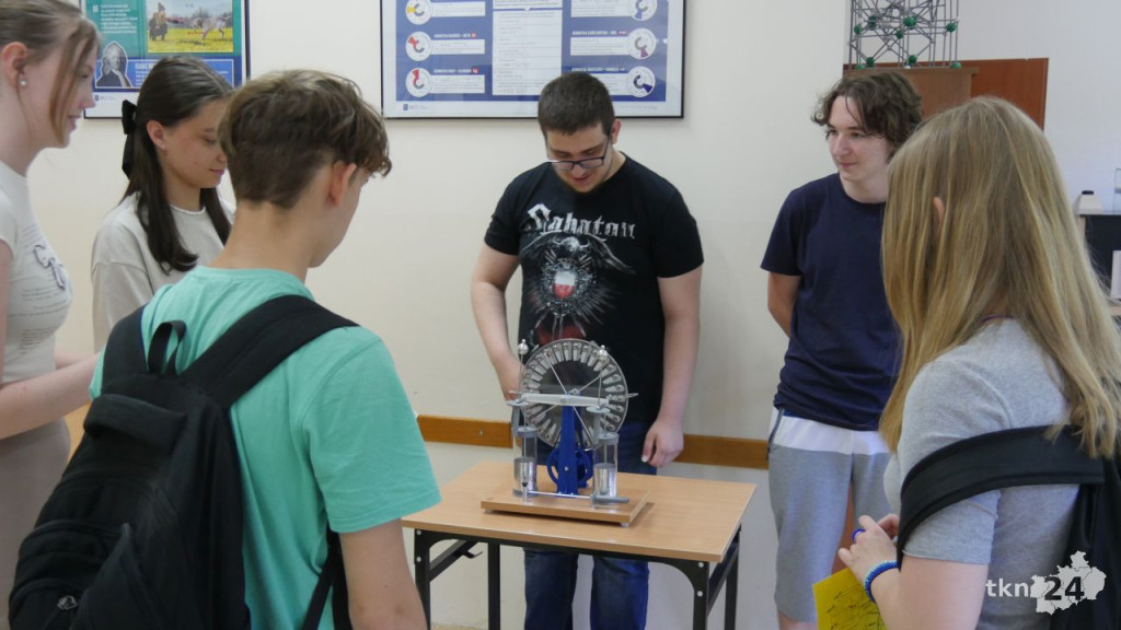 Spacerkiem po Nowym! Dzień otwarty II LO z mnóstwem atrakcji. Poznajcie ofertę tej szkoły  [wideo, zdjęcia]