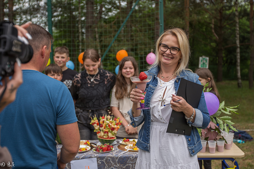 Dzień Dziecka ze śniadaniem na trawie [zdjęcia]