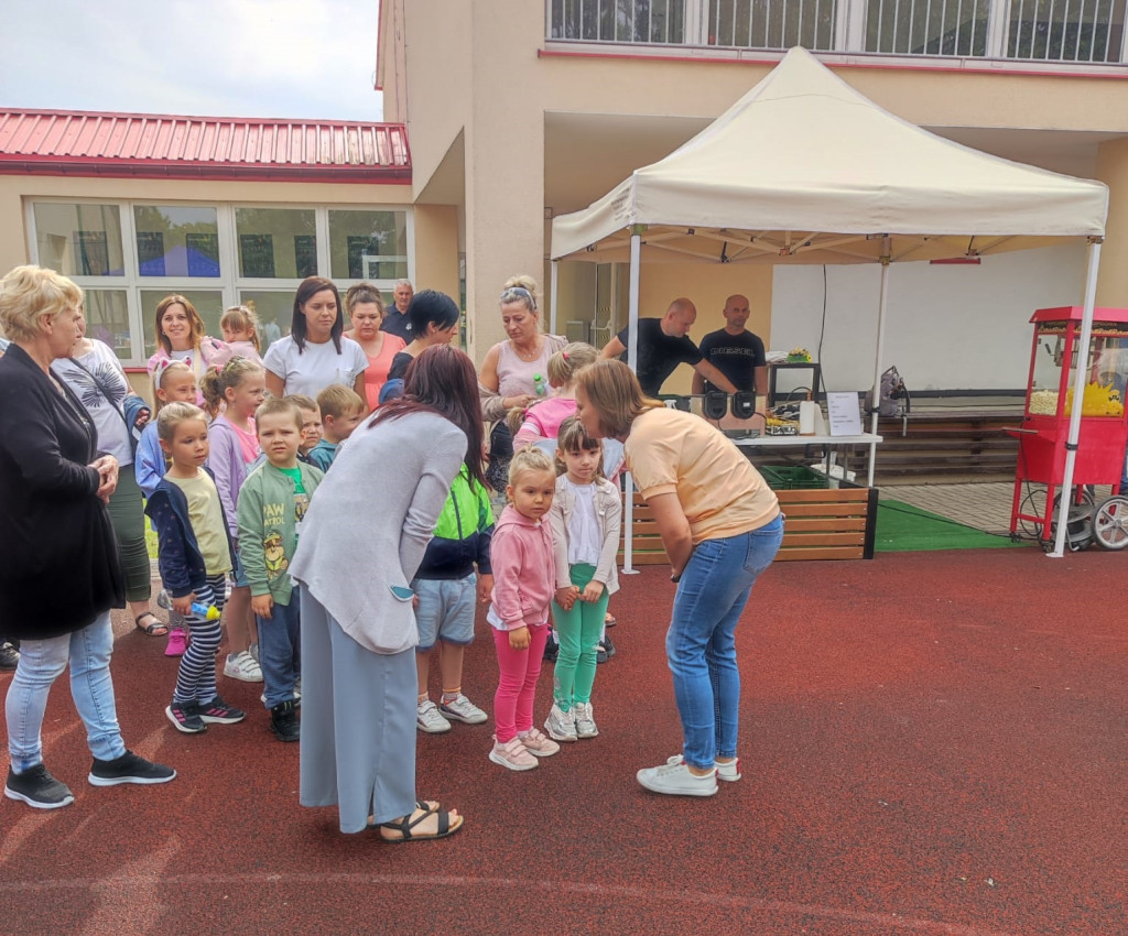 Święto rodziny przy Szkole w Dziebałtowie [zdjęcia]