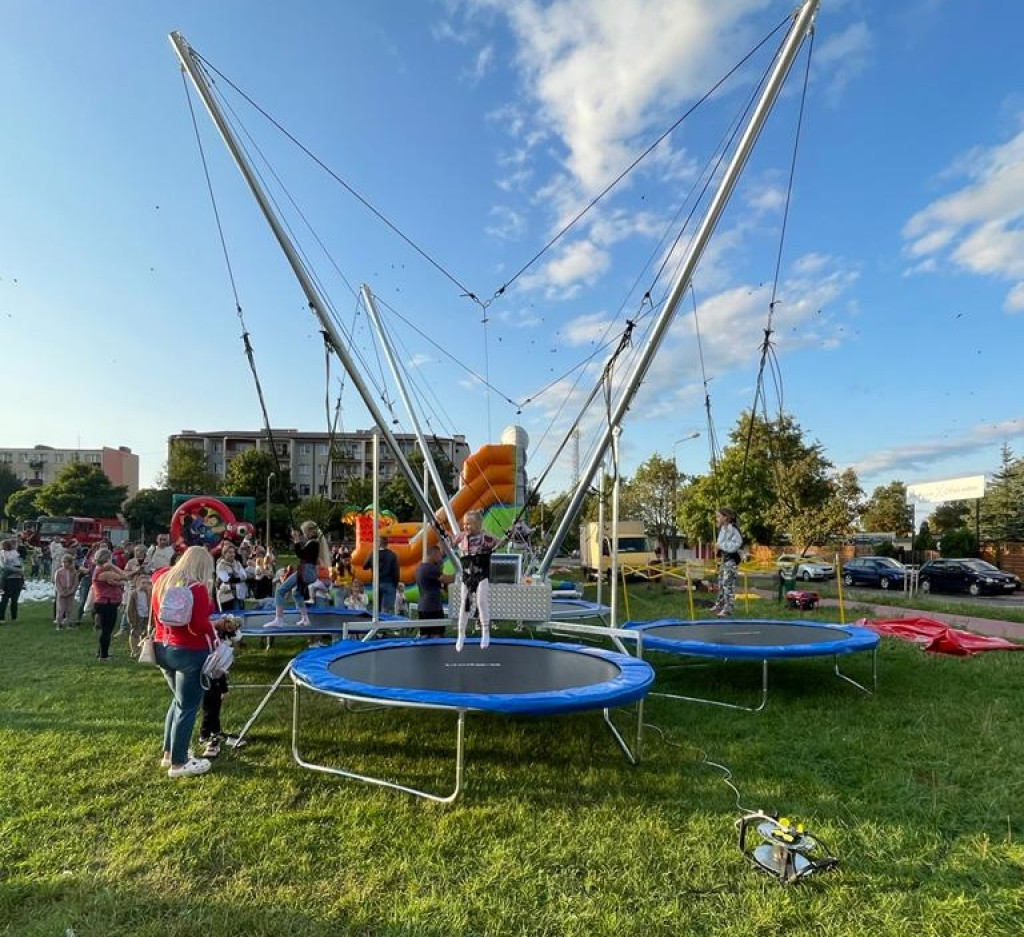 Trampoliny eurobungee, dmuchańce i inne atrakcje! Wynajmij na swoją imprezę! [wideo, zdjęcia]