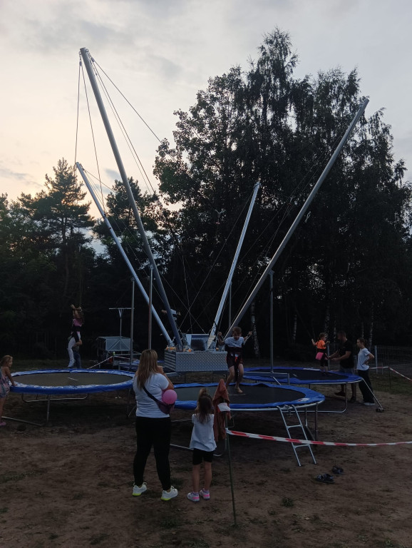 Trampoliny eurobungee, dmuchańce i inne atrakcje! Wynajmij na swoją imprezę! [wideo, zdjęcia]