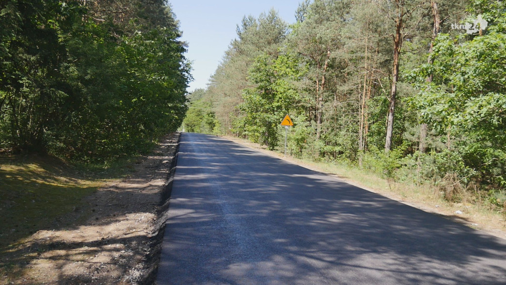Powiat realizuje drogi z dotacją z Polskiego Ładu i wsparciem gmin [wideo, zdjęcia]