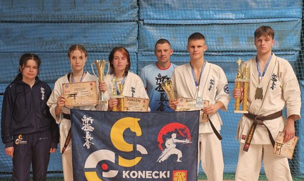 Mocna ekipa konecczan pojedzie na Mistrzostwa Europy w karate! [zdjęcia]