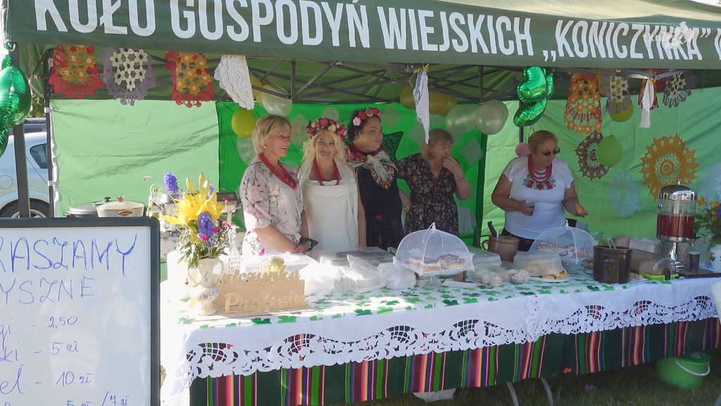 Gospodynie pokazały jak się bawić. Za nami I etap koneckiego Przeglądu KGW [wideo, zdjęcia]