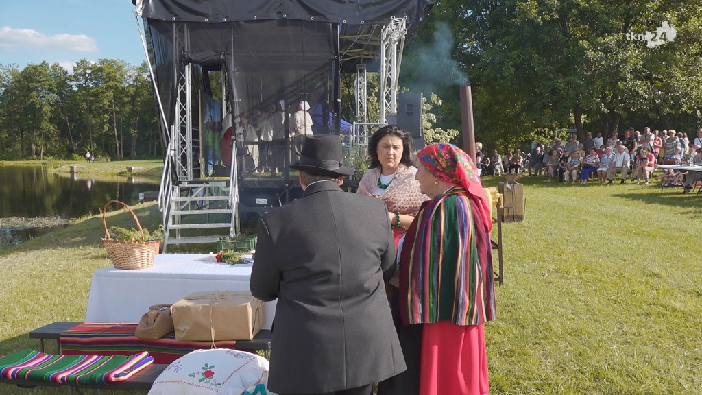 Gospodynie pokazały jak się bawić. Za nami I etap koneckiego Przeglądu KGW [wideo, zdjęcia]
