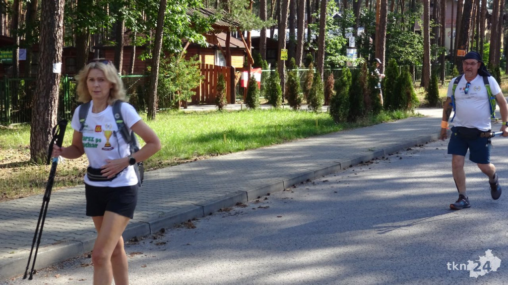 Trwa 32. Konecki Maraton Pieszy [wideo, zdjęcia]