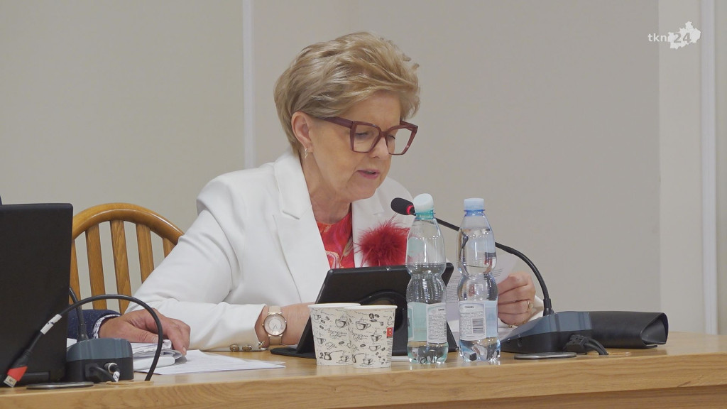 Sesja w Końskich. Obratański odznaczony i z absolutorium [wideo]
