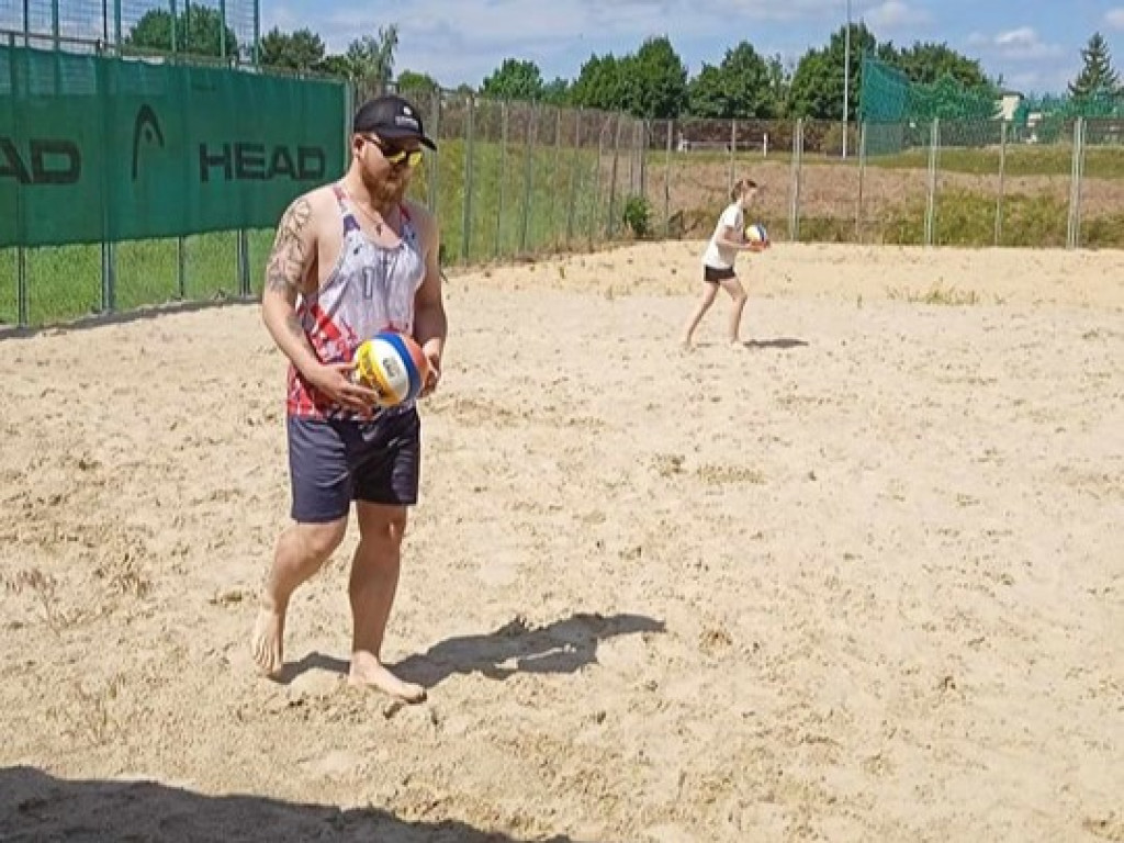 I Turniej Siatkówki Plażowej Fair Play w Końskich [zdjęcia]