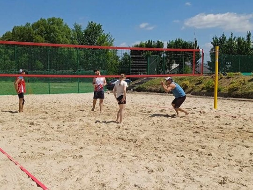 I Turniej Siatkówki Plażowej Fair Play w Końskich [zdjęcia]