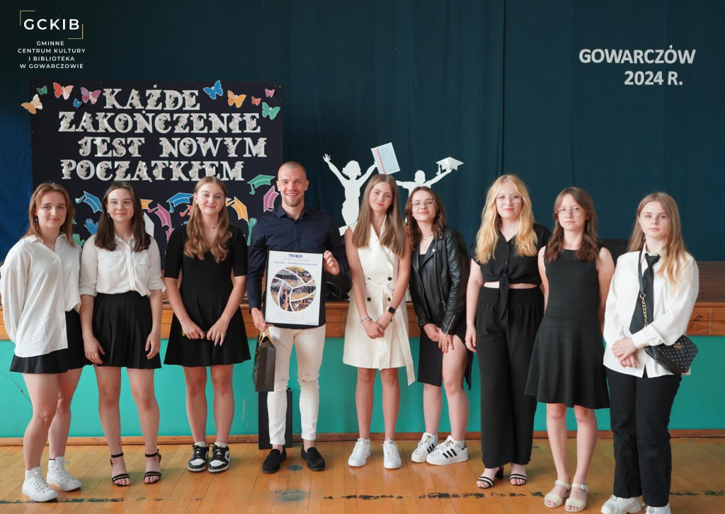 Uroczyste zakończenie roku szkolnego w Gowarczowie [zdjęcia]