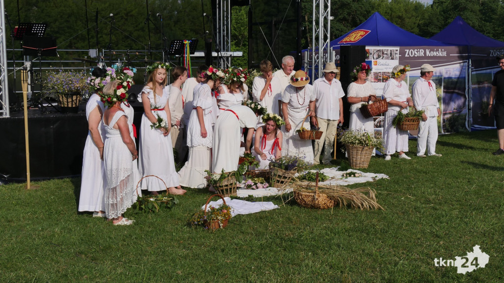 Koła Gospodyń znów zawładnęły Browarami. Były też obrzędy Nocy Świętojańskiej [wideo, zdjęcia]
