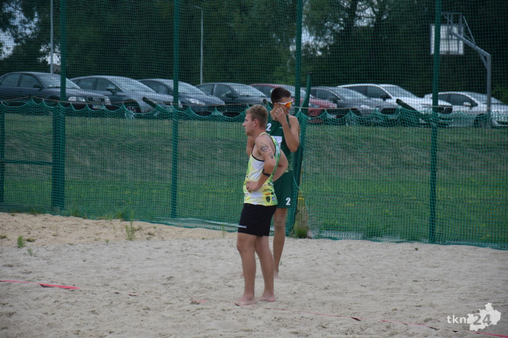 Stowarzyszenie Fair Play zaprosiło na turniej siatkówki plażowej [wideo, zdjęcia]