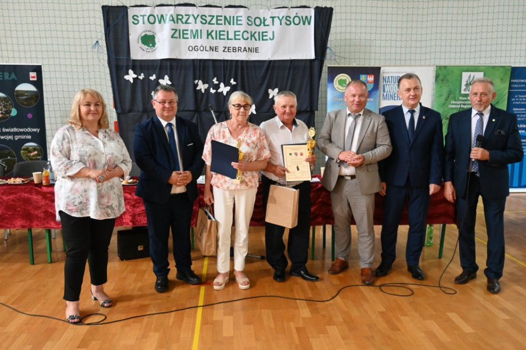 Radoszyccy sołtysi wyróżnieni w Wąchocku [zdjęcia]