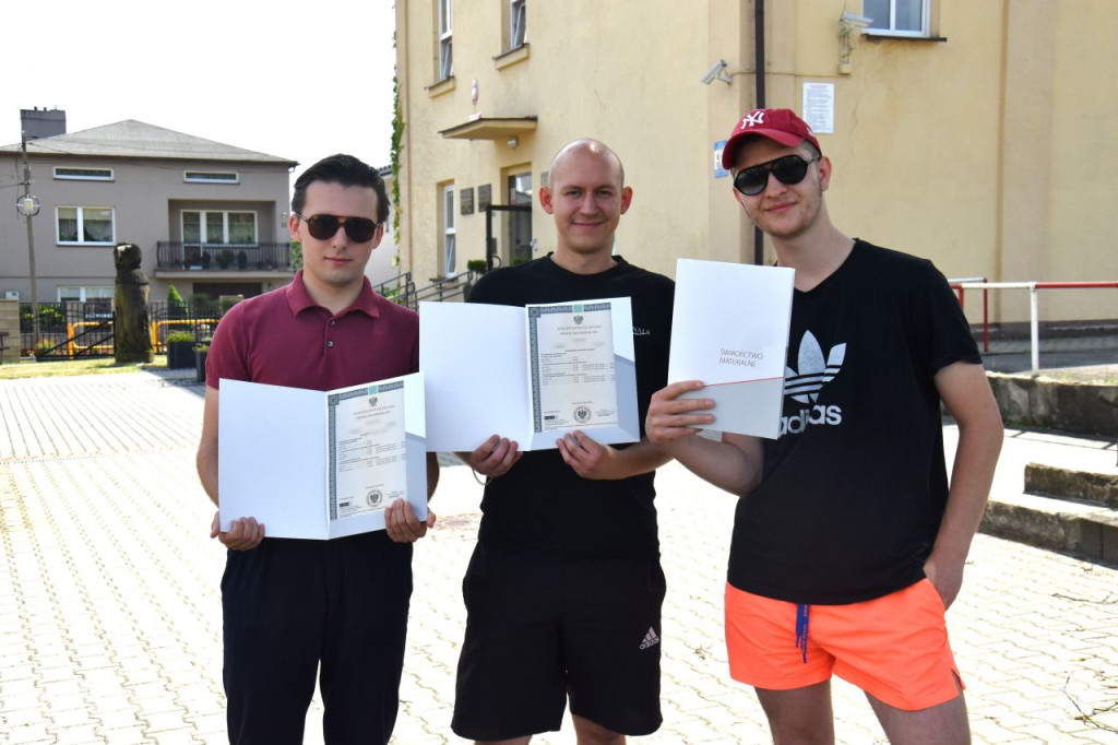 Wyniki matur 2024. Średnie wyniki z powiatu i naszych szkół