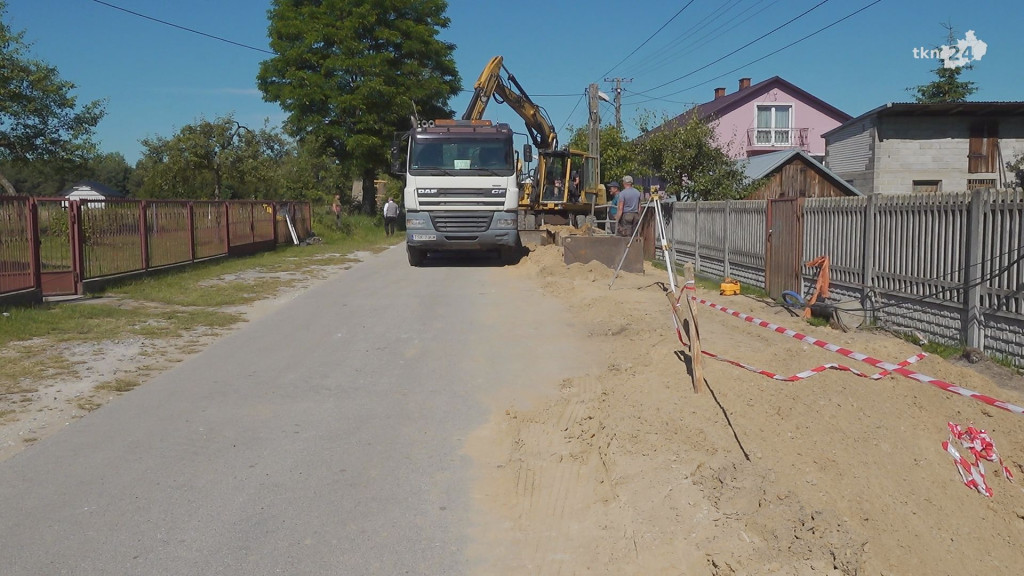 Gmina Radoszyce prowadzi prace nad budową kanalizacji [wideo, zdjęcia]