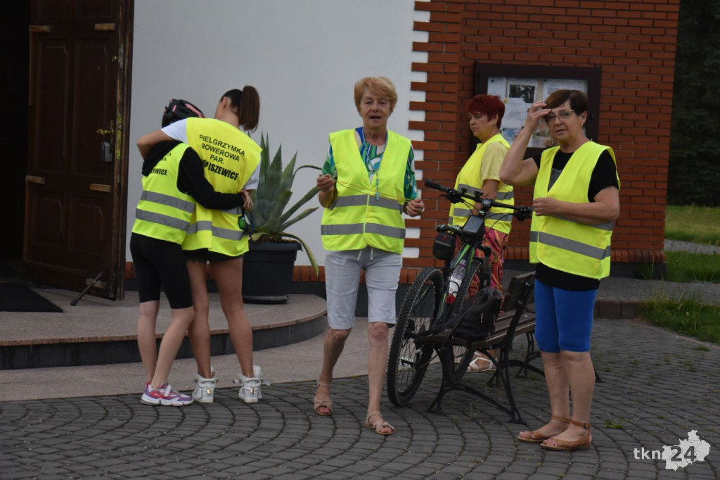 VII Rowerowa Pielgrzymka wyruszyła z Modliszewic na Jasną Górę [wideo, zdjęcia]