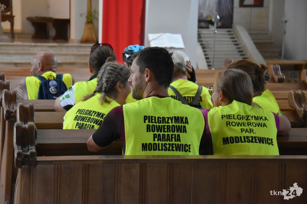 VII Rowerowa Pielgrzymka wyruszyła z Modliszewic na Jasną Górę [wideo, zdjęcia]