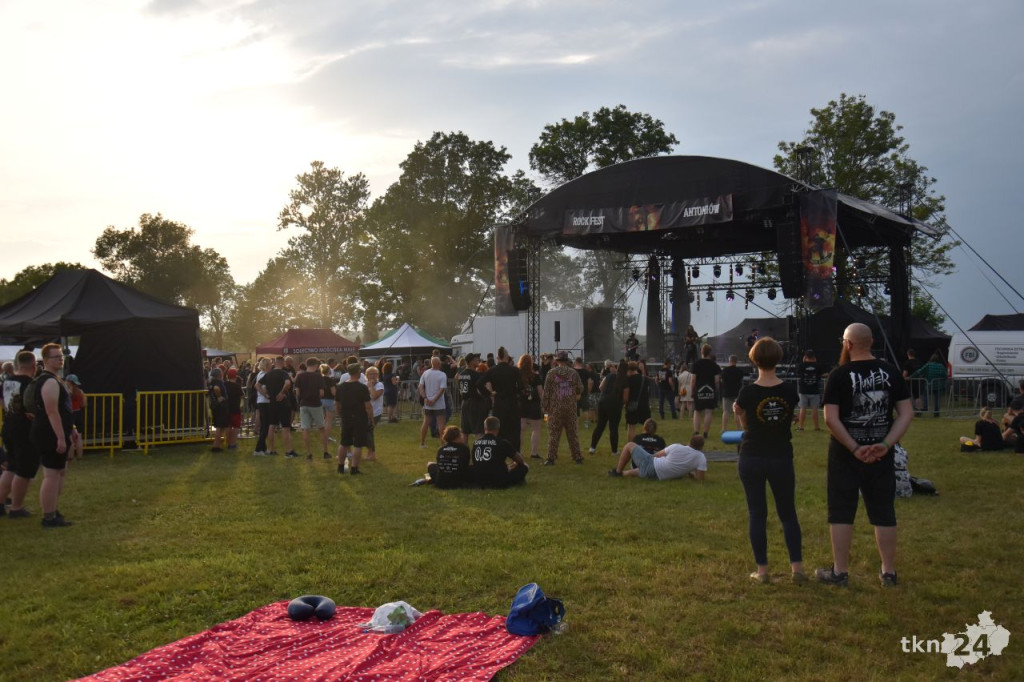 Antoniów Rock Fest 2024. Mocne rockowe brzmienia. Za nami pierwszy dzień [fotorelacja]